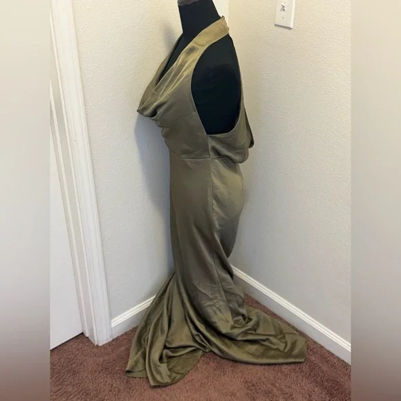 ASOS Edition Olive Green Satin Maxi Gown Dress Halter Open Back Bridesmaid 8 - Picture 4 of 11